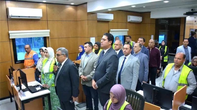 محافظ الدقهلية يتابع سير العملية الانتخابية عبر الشبكة الوطنية للطوارئ