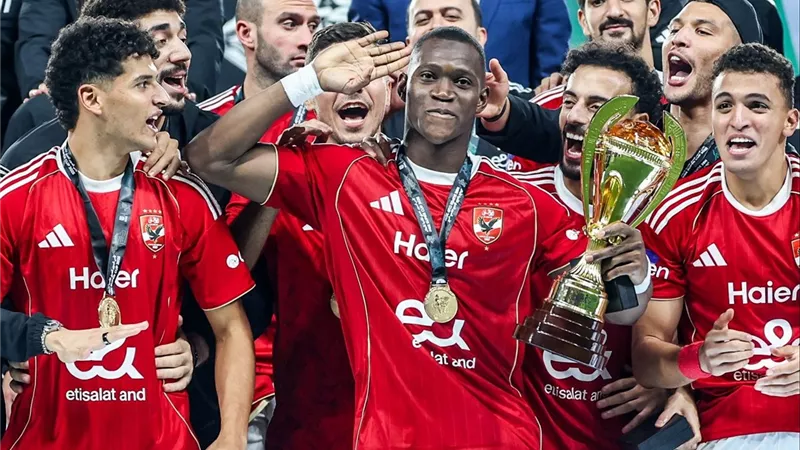   أبرزهم لاعب المصري.. 3 مرشحين لخلافة أليو ديانج في الأهلي 