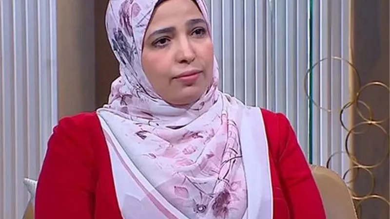 أمينة الفتوى: المرأة المستحاضة طاهرة ويجوز لها الصيام
