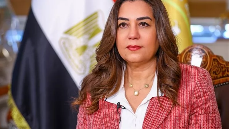 وزيرة التنمية المحلية توجه بزيادة لجان البت في طلبات التصالح بالإسكندرية