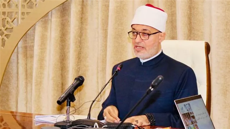 المفتي في اليوم العالمي لمناهضة العنف ضد المرأة: حمايتها واجب شرعي