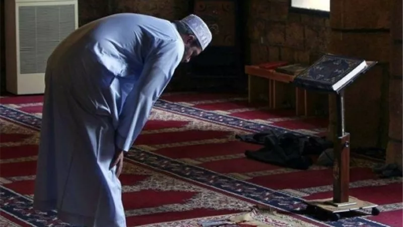ما حكم القنوت في صلاة الفجر؟ دار الإفتاء تجيب