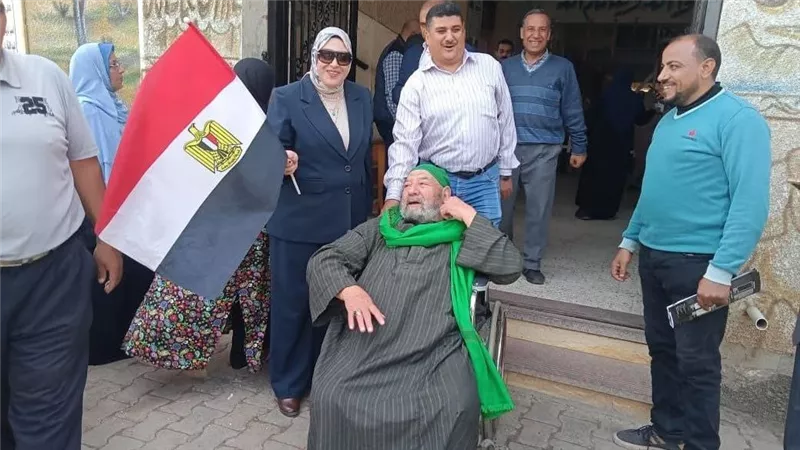 «تكافؤ الفرص» بالشرقية تشجع السيدات على المشاركة في الانتخابات| صور