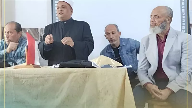 مدير «أوقاف كفر الشيخ» يجتمع بـ«قادة الفكر» المرشحين للقاء «الأزهري»