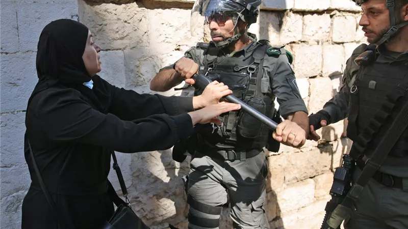 فلسطين: استشهاد 33,000 امرأة وطفلة خلال العامين الماضيين