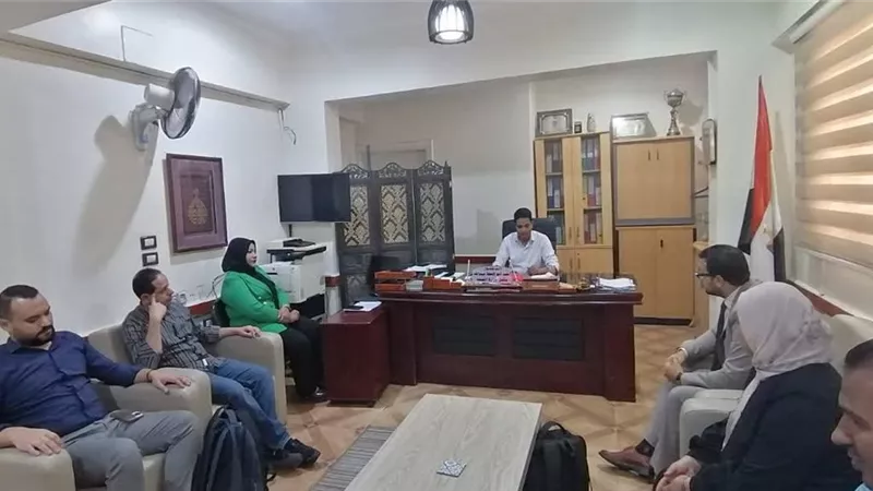 صحة الأقصر تستقبل وفدًا من إدارة مكافحة الأمراض المعدية
