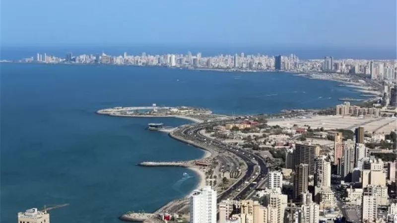 يستهدف دور العبادة.. الكويت تضبط إرهابيا شديد الخطورة 