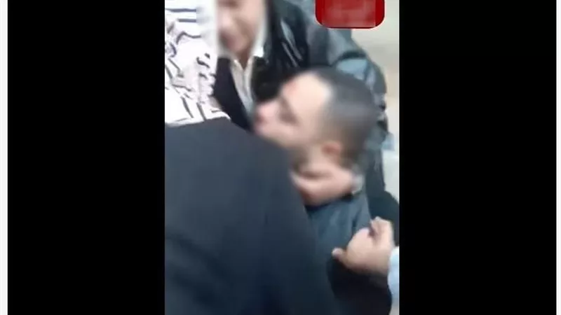 أجهزة الأمن تكشف حقيقة تعدي شخص على والدته أمام أحد اللجان الانتخابية 