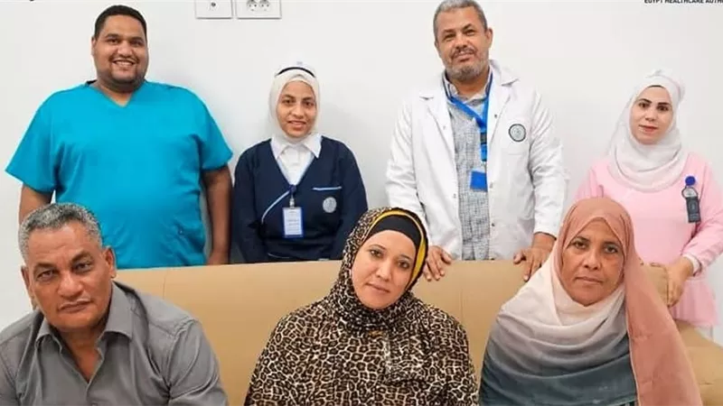 عملية ناجحة لاستئصال ورم ليفي بالرحم لإحدى مريضات المجمع الطبي بالأقصر