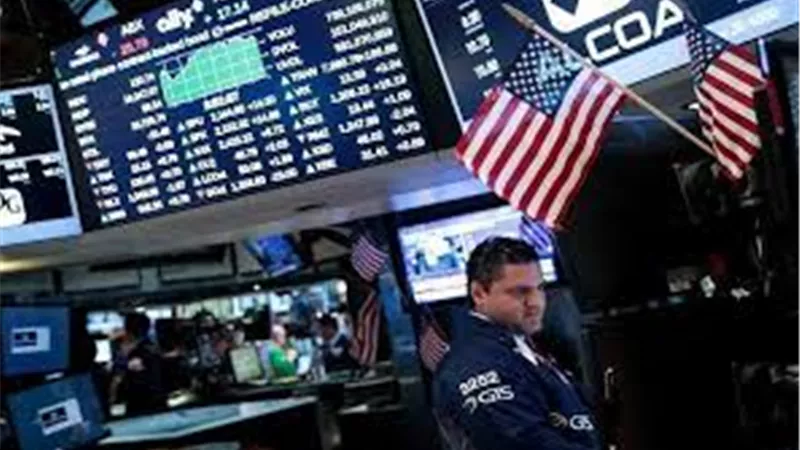 الأسهم الأمريكية ترتفع في نهاية الأسبوع بقيادة قطاع التكنولوجيا والبنوك