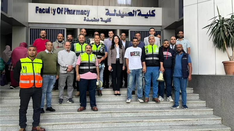 نجاح تجربة الإخلاء الطارئ بكلية الصيدلة جامعة عين شمس خلال 5 دقائق