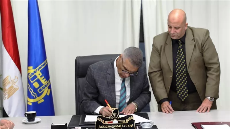 محافظ أسوان: توفير 12 مليون جنيه لمشروع توصيل المرافق العامة لوادي العرب