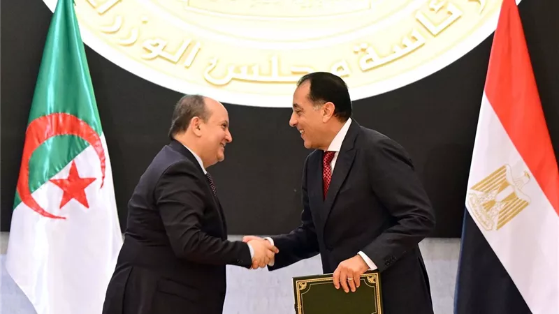 8 اتفاقيات بين مصر والجزائر لتعزيز التعاون المشترك