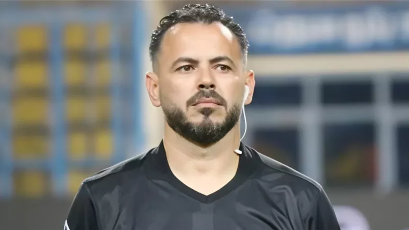 بعد البنا.. حكم مصري جديد يعلن اعتزاله التحكيم بسبب القائمة الدولية