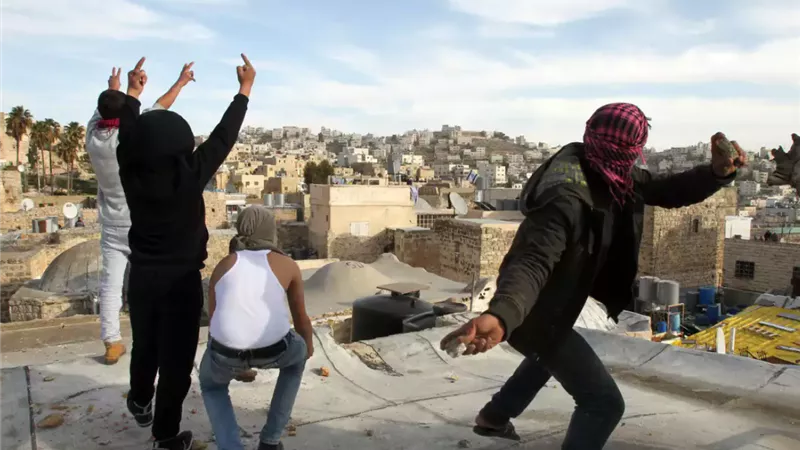 4 مصابين جراء هجمات المستوطنين على الفلسطينيين في الضفة الغربية