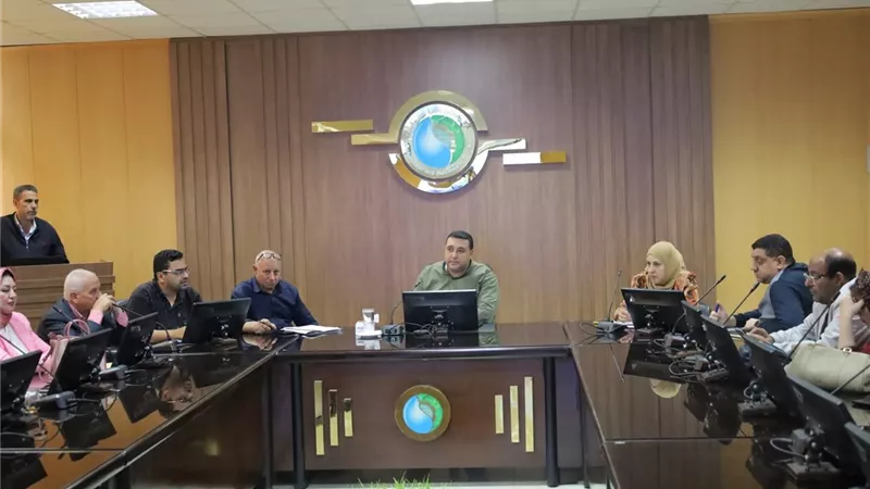 «مياه البحيرة» تعقد اجتماعا لمتابعة مشروعات حياة كريمة في المحافظة