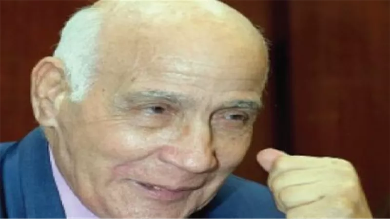 وفاة الشاعر أحمد عنتر مصطفى.. أبرز رموز قصيدة التفعيلة في مصر