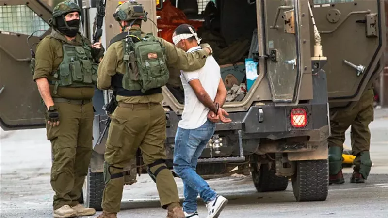 نادي الأسير الفلسطيني: اعتقال 60 فلسطينيًا بينهم أطفال|فيديو