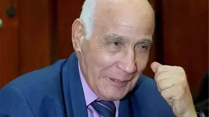 وزير الثقافة ينعى الشاعر أحمد عنتر مصطفى