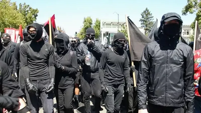  محاكمة حركة أنتيفا وعصابة المطرقة:  ألمانيا تواجه تصاعد العنف السياسي