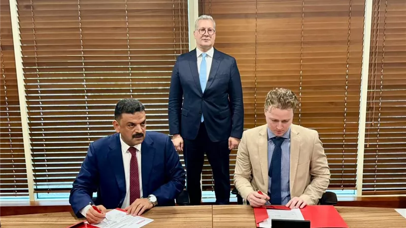 وزير البترول يشهد توقيع خطاب نوايا مع جامعة مردوخ الأسترالية 