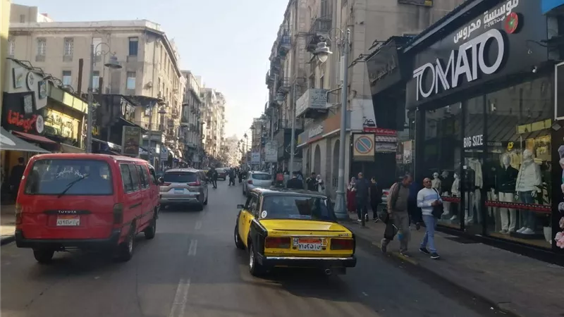 تحصيل 49 ألف جنيه غرامات خلال حملة صباحية لحي وسط الإسكندرية
