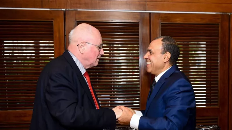 وزير الخارجية يناقش مع زعيم الأغلبية السابق بألمانيا وقف إطلاق النار بغزة