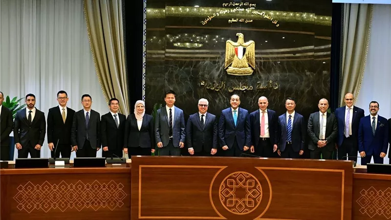 تفاصيل إنشاء أكبر مجمع للصناعات الكيميائية الفوسفاتية بالشرق الأوسط