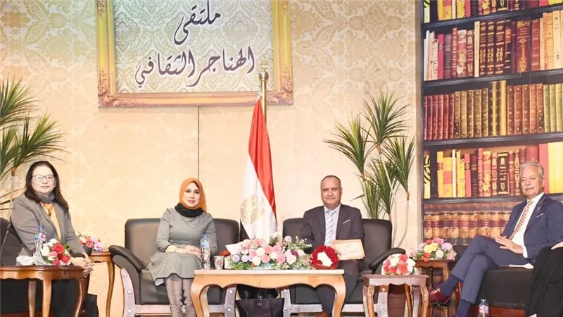 ملتقى الهناجر الثقافي يناقش «هي.. أصل الحكاية» لمناهضة العنف ضد المرأة