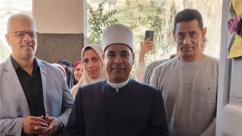 «أنامل ذهبية».. فتيات الأزهر يبدعن بمعرض التدريب المهني بالمنوفية