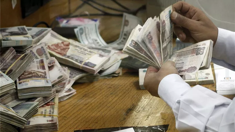 نمو قيمة التمويل الاستهلاكي المصري بنسبة 57% في 9 أشهر| فيديو
