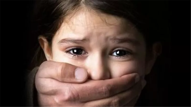 خبيرة نفسية تقدم روشتة للأطفال لمواجهة التحرش| فيديو