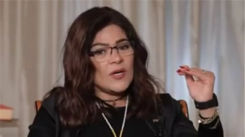 فاطمة ناعوت: عمر سبب رضا ربنا عليّ.. وانتظروا «قبو الوراق» في معرض الكتاب