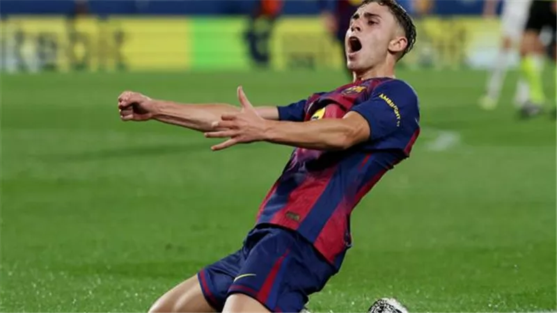 برشلونة يعلن مدة إصابة لوبيز بعد مواجهة تشيلسي بدوري أبطال أوروبا 