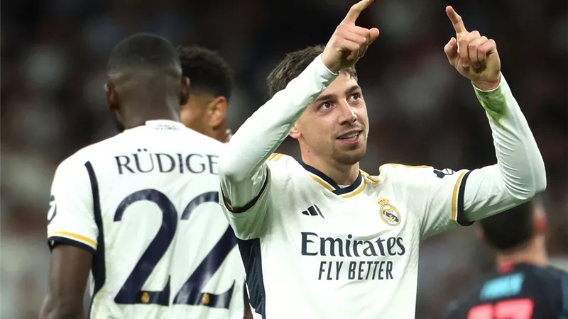 فالفيردي عن خلافات ريال مدريد: مجرد شائعات وغرفة الملابس أكثر اتحادًا