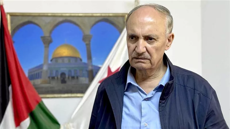 واصل أبو يوسف يطالب بإلزام الاحتلال الإسرائيلي بوقف العدوان وفتح المعابر