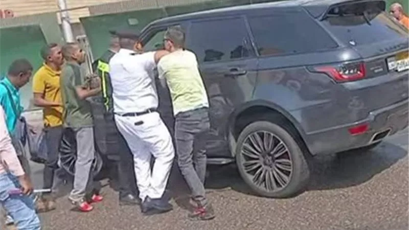 السجن 3 سنوات للسائح المتهم باستعرض القوة وارتكاب حادث على كوبري أكتوبر