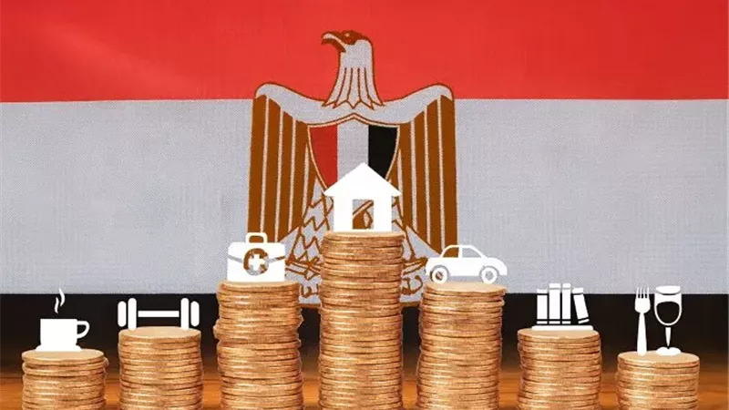 فقاعة التمويل الاستهلاكي في مصر كيف تضخّمت؟.. أستاذ اقتصاد يجيب|فيديو