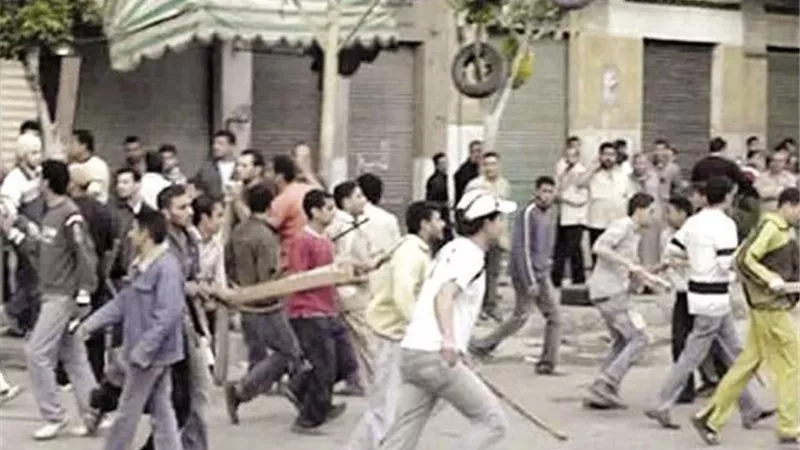 مشاجرة بالشوم ومياه نار بين أسرتين بمحافظة القليوبية.. ما القصة؟