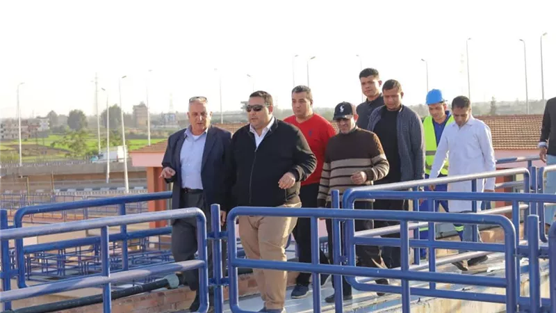 رئيس مياه البحيرة يتفقد محطة غرب إيتاي البارود