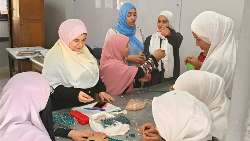 ورش فنية للطلاب وذوي الهمم في أنشطة قصور الثقافة بالفيوم