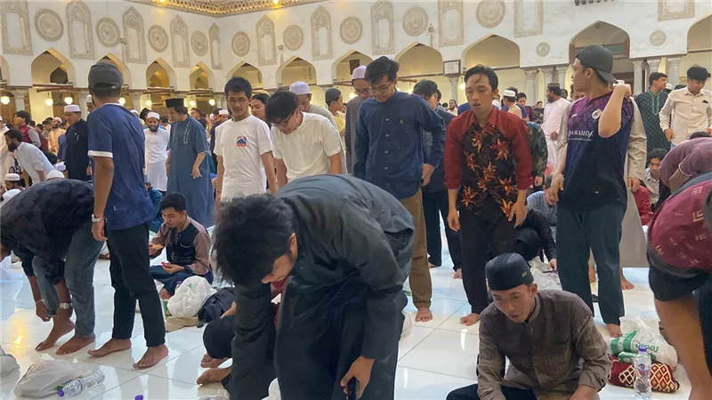 حكم صلاة سنة تحية المسجد يوم الجمعة.. يستحب التخفف فيها