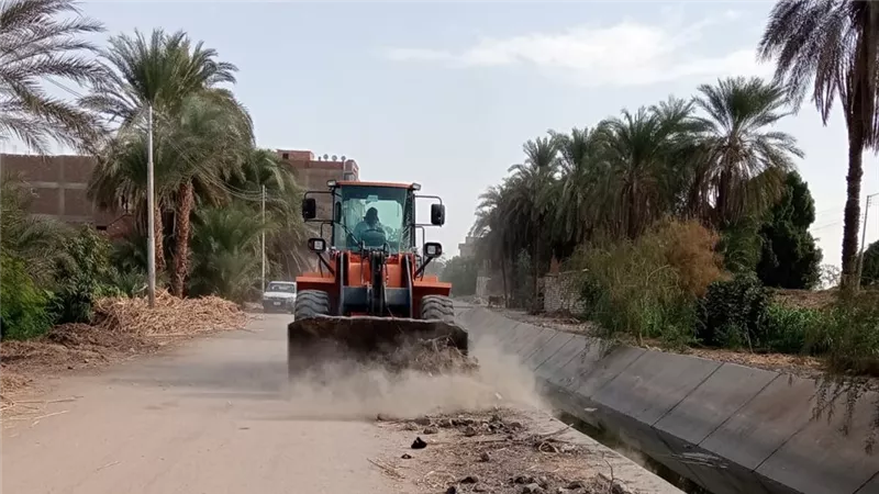 مدينة الطود تشهد حملات نظافة وتجميل موسعة جنوب الأقصر