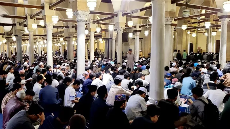 هل تجوز صلاة الجمعة في المنزل؟ أمين الفتوى يجيب