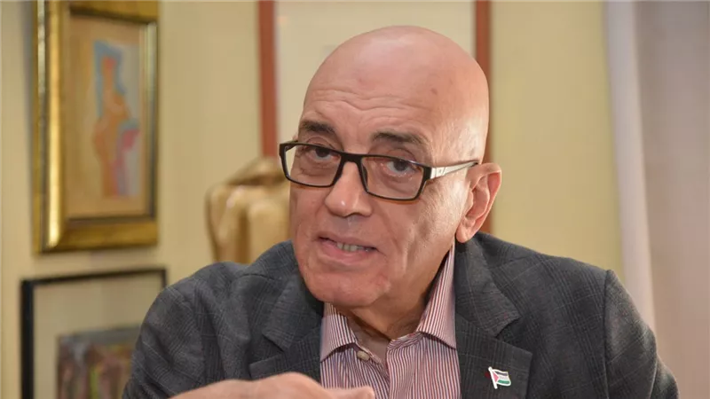 الكاتب محمد سلماوي يوقع رواية 