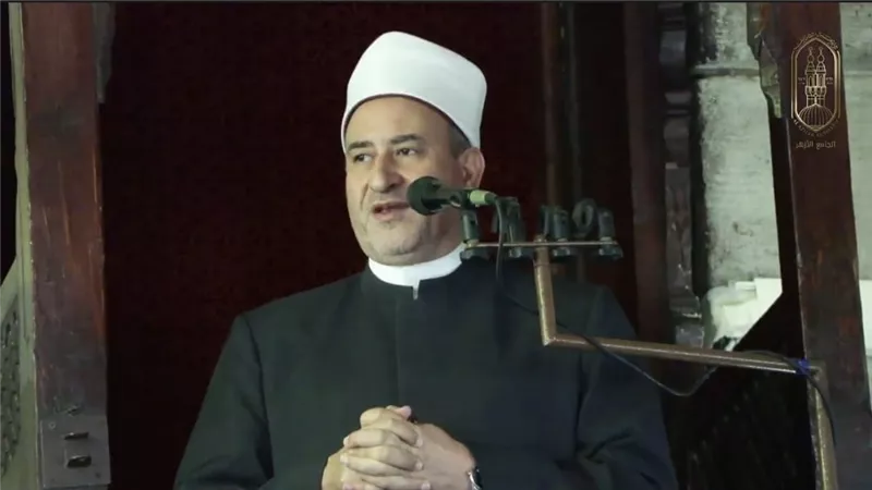 خطيب الأزهر يحذر: المدارس الأجنبية تفصل أبناءنا عن لغتهم الأم