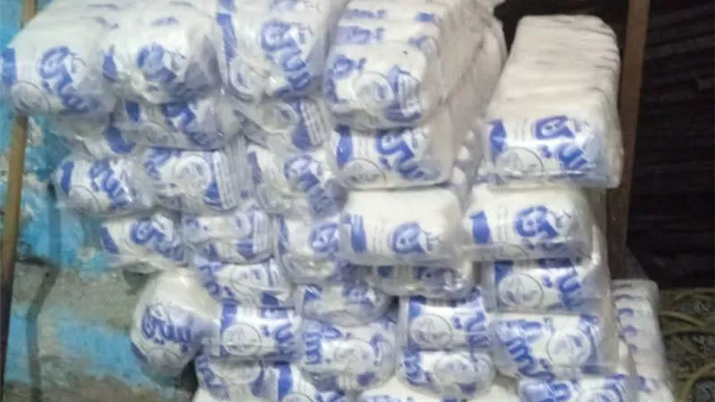 ضبط نصف طن سكر و300 كجم دقيق بدون فواتير في القليوبية