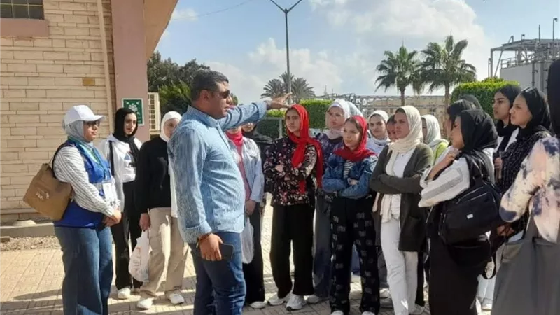 الصرف الصحي بالإسكندرية يستقبل طلاب الجامعة فى زيارات ميدانية 