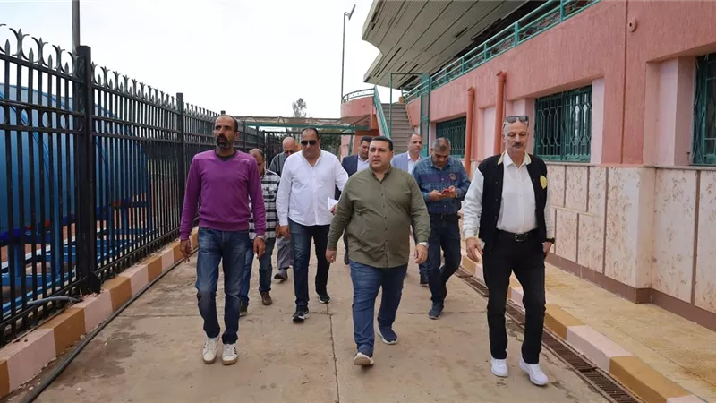 رئيس «مياه البحيرة» يتفقد مجمع الملاعب والمنشآت الرياضية بالشركة| صور