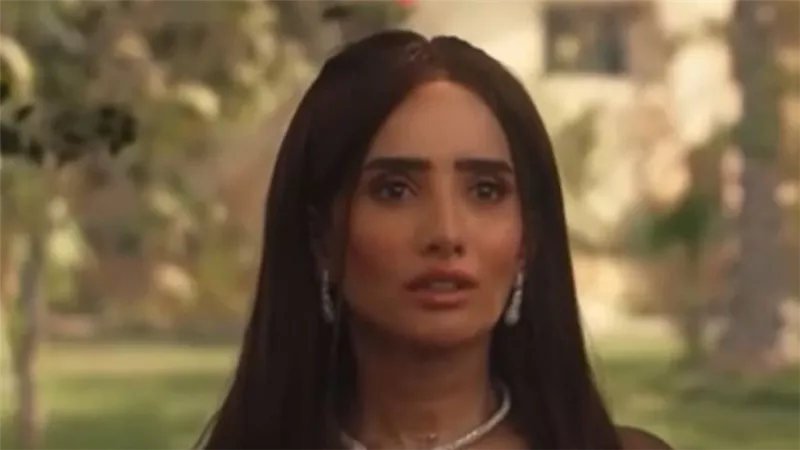 زينة تخطف الأنظار في الحلقة الأخير من «ورد وشوكولاتة».. ماذا فعلت؟